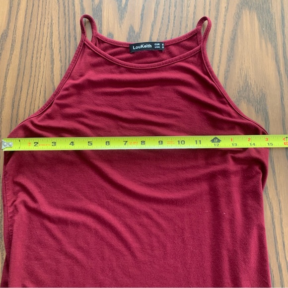 LouKeith Red Sleeveless Women's Tank Top - Picture 7 of 8